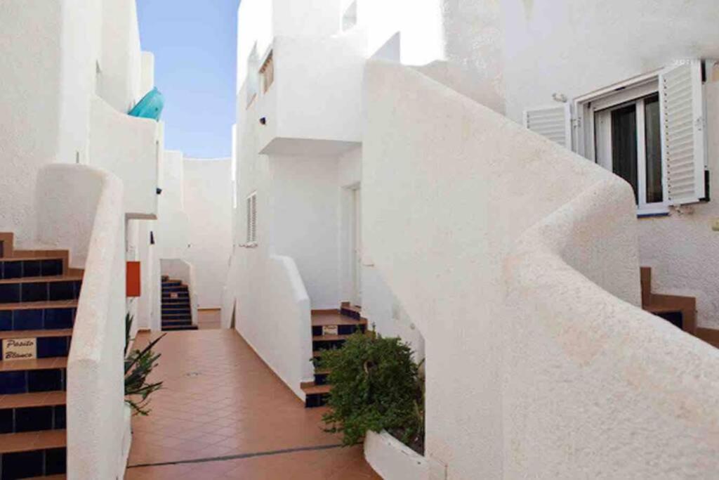 Apartamento A 2 Minutos Andando A La Playa. La Isleta del Moro Extérieur photo
